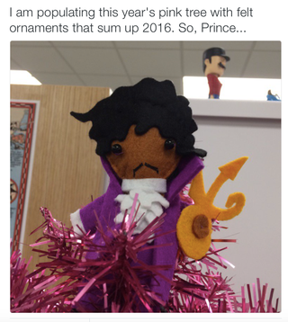 Illustration for article titled Ornament hi jinx (& OT)